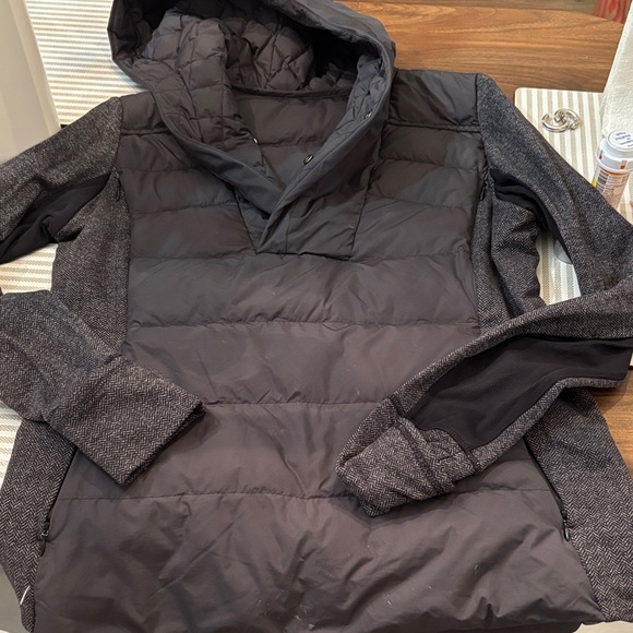 lululemon athletica Black and Gray Women's Sweater - Picture 1 of 2